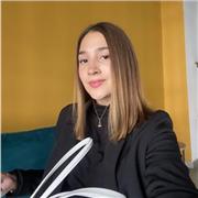 Je suis native en espagnol et parle français. J’aide les enfants et adultes à améliorer leur espagnol avec un soutien personnalisé